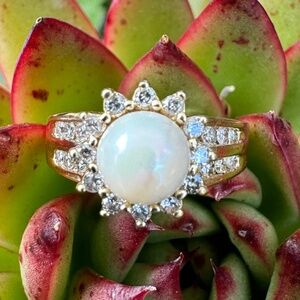 Vintage, 14K Gold, Pearl Ring With Diamonds, Ring Size 6 1/4, 4.5 Grams